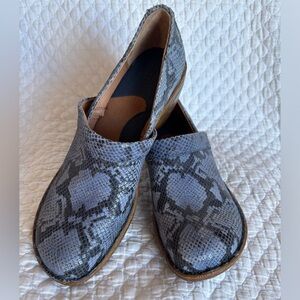 Born Blue Snakeskin Pattern Clogs